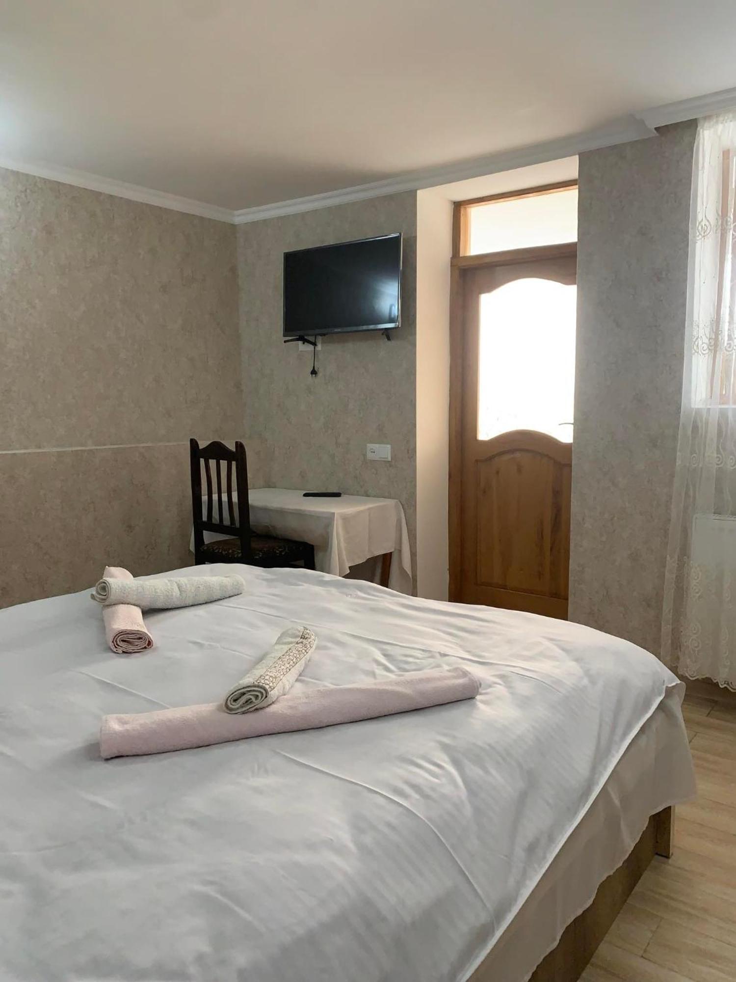Tsivi Tba Hotel Tskaltubo Ngoại thất bức ảnh